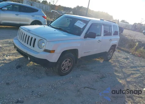 2015 Jeep Patriot Sport z USA, uszkodzony, nr VIN 1C4NJPBA4FD388465